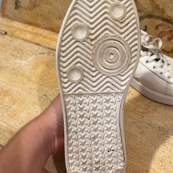 Golden Goose Sneakers - Picture 4 of 8